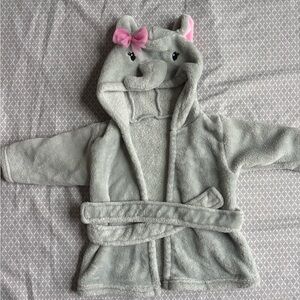 Gray Elephant Baby Robe Size 0-9 Months